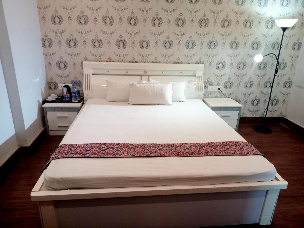 Ojas Hotel & Resort Durgāpur Eksteriør billede