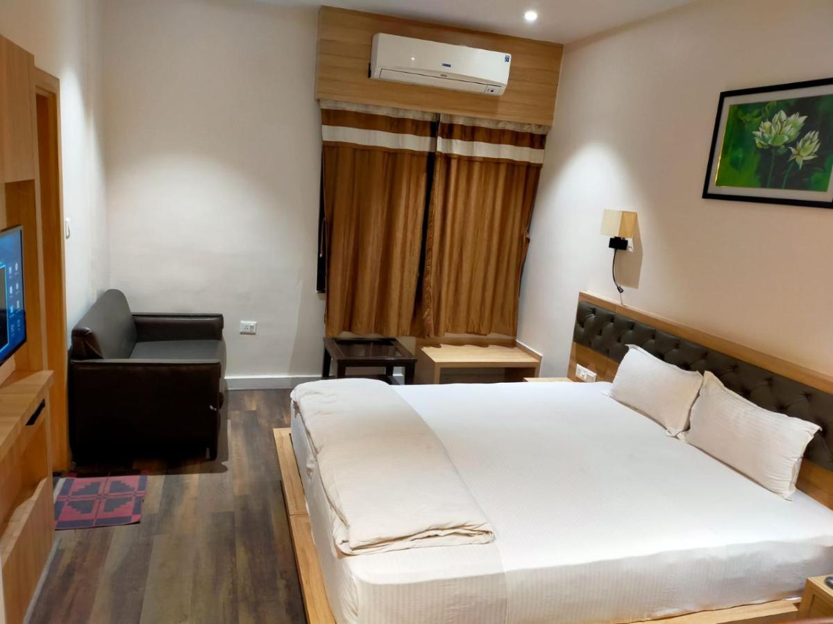Ojas Hotel & Resort Durgāpur Eksteriør billede