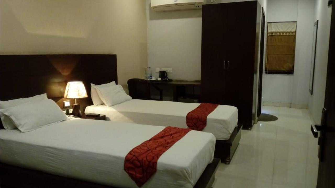 Ojas Hotel & Resort Durgāpur Eksteriør billede